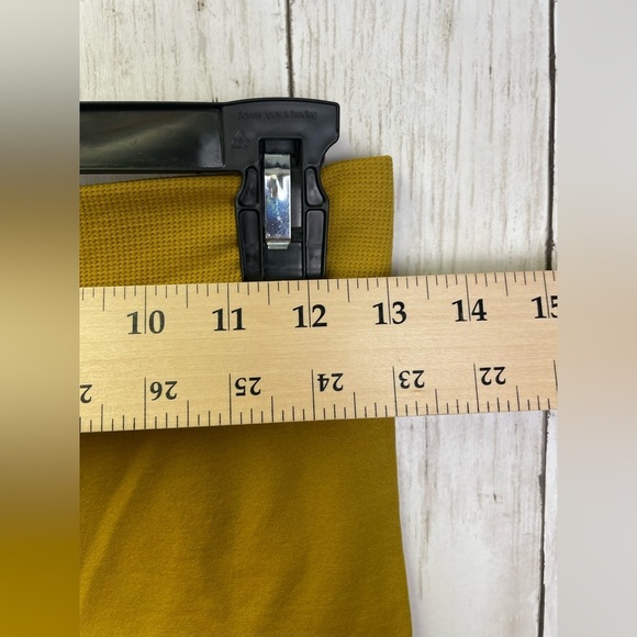 Pack of Three Leggings Brown/Blue/Mustard Size Small - Picture 13 of 16